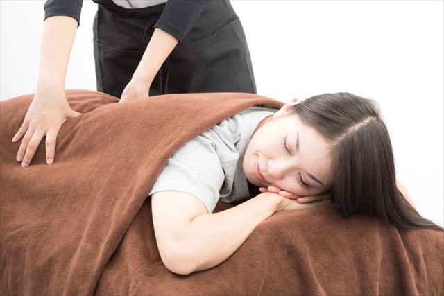 尼崎で手技療法をお考えなら【とみひさ鍼灸院整骨院】へ～産前・産後の骨格矯正に対応～